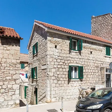 Apartamento Kaleta Little House *